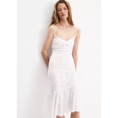 Robe brodée à découpes et volants MANGO