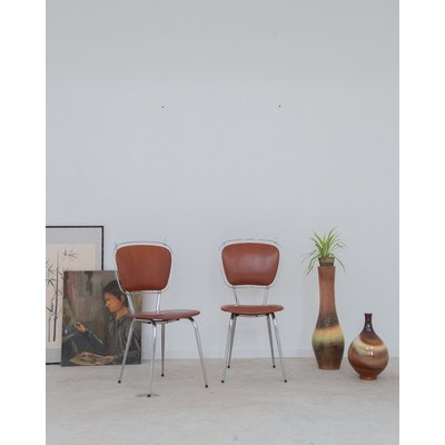 Paire de chaises en métal Diana N°130 - Bon état DEBONGOUT