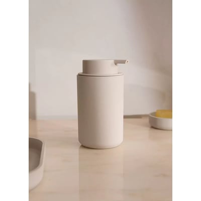 Distributeur de savon résine MANGO HOME