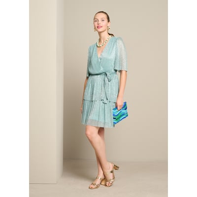 Robe courte fil textile ceinturée LOLALIZA