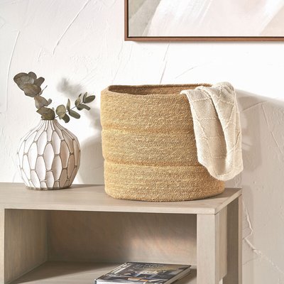 Seagrass Natural Ribbed Basket SO'HOME