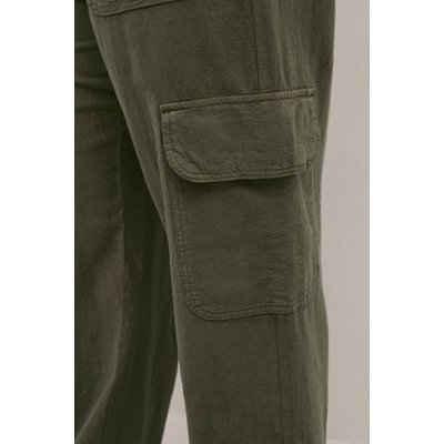 Pantalon casual KCnana KAFFE CURVE