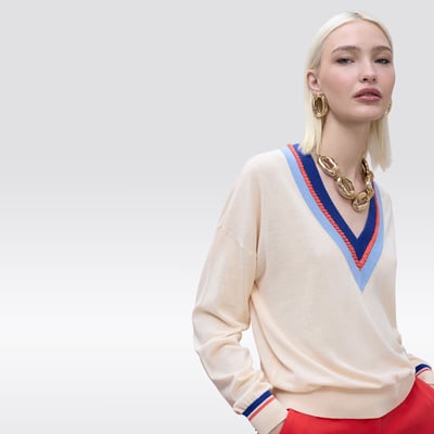 Pull col V contrasté LOLA CASADEMUNT