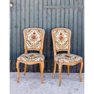 Paire de chaises au tissu floral Claude N°1556 - Bon état DEBONGOUT