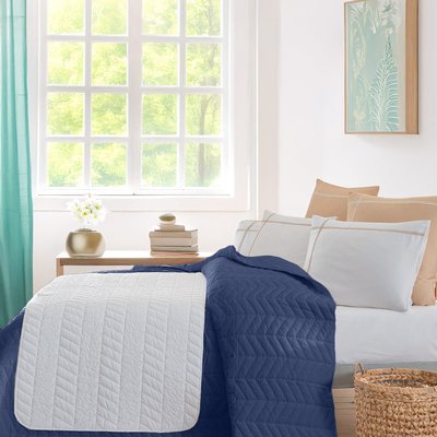Chemin de lit en percale de coton surpiqué CHEVRON SENSEI MAISON