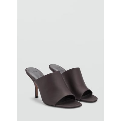 Sandales à talon avec large bride MANGO