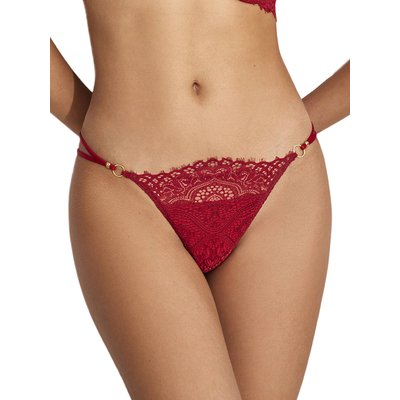 String Davinia SELMARK