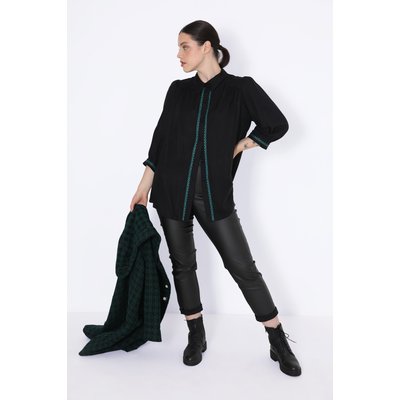 Chemise unie de forme trapéze avec un galon. JEAN-MARC PHILIPPE