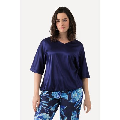 Blouse en satin oversized. Décolleté en V ULLA POPKEN