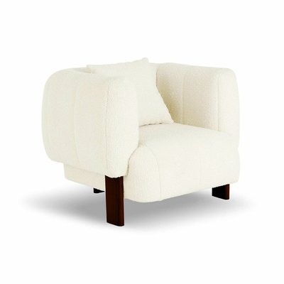 Кресло из обивки букле и массива бука SO'HOME
