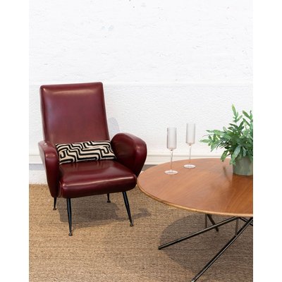 Paire de fauteuils en skaï Jakob N°344 - Bon état DEBONGOUT