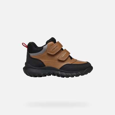 Baskets  J SIMBYOS  B ABX GEOX