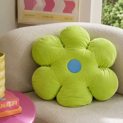 Coussin fleur en velours  anis et  GONZO FLOWER THE DECO FACTORY