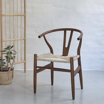 Chaise en mindi massif finition noyer et assise tissée  CAMILLE BERAH GETAH