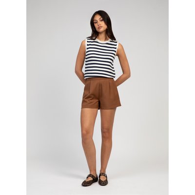 SHORT PAVANA AN'GE
