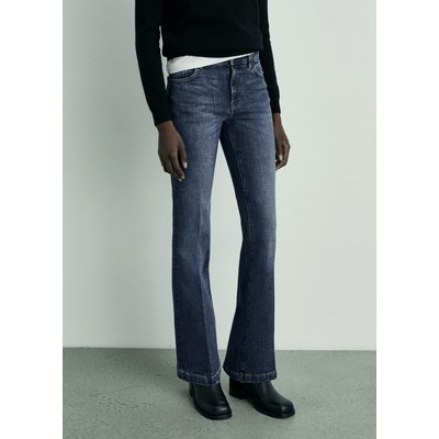 Jeans flare taille basse MANGO