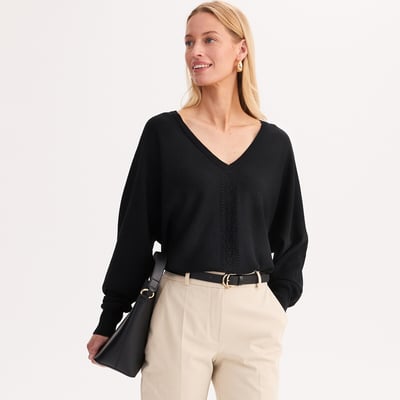 Pull col V en fine maille, en laine mélangée ANNE WEYBURN