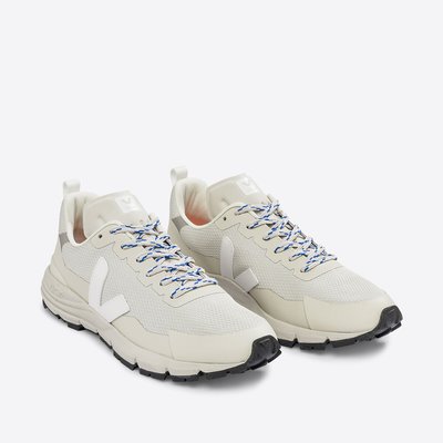 Baskets Dekkan VEJA