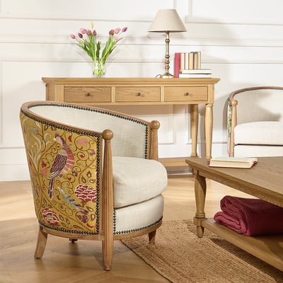 Fauteuil tonneau en chêne, lin et tissu CAROLE ROBIN DES BOIS