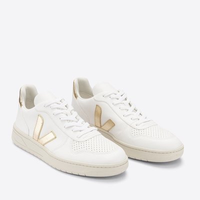 Baskets à lacets en cuir V-10 Chormefree VEJA