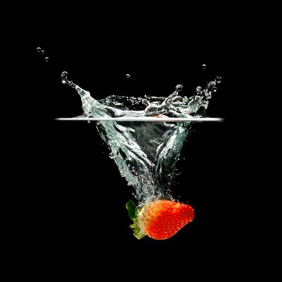 Tableau décoratif cuisine fraise et éclat d'eau HEXOA