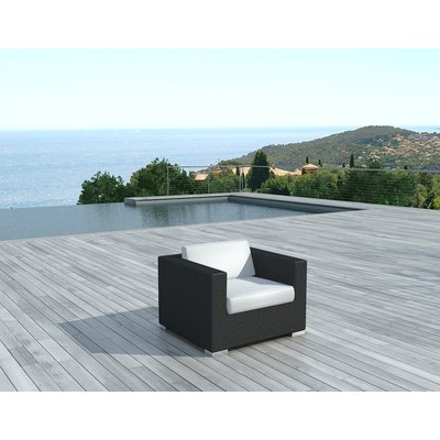 Fauteuil de jardin en résine chocolat et coussins blancs COPA PIER IMPORT