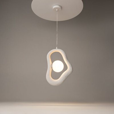 Suspension design blanche texturée – globe central LULING PIER IMPORT