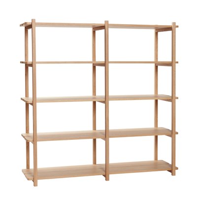 Étagère en placage de chêne et bois de chêne MASON. HUBSCH
