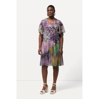 Robe en mousseline. Coupe évasée et col en ULLA POPKEN