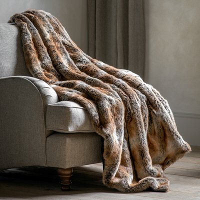 Husky Faux Fur Throw SO'HOME