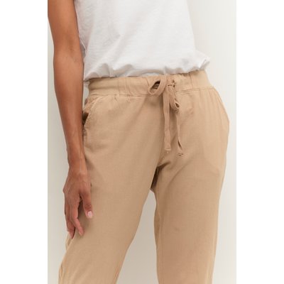 Pantalon capri Naya KAFFE