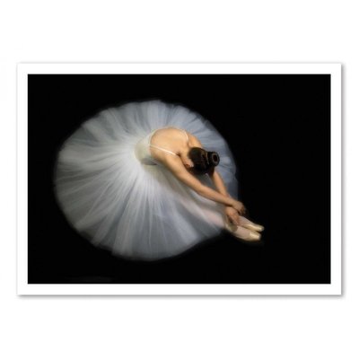 Affiche d’art et cadre noir 50 x 70 cm - Elegance - Pauline  Pentony MA WALL EDITIONS