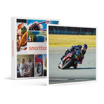 Baptême passager en moto : 3 tours à l'arrière d'un pilote professionnel sur le circuit de Nogaro - SMARTBOX - Coffret Cadeau Sport et Aventure SMARTBOX
