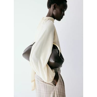 Chemisier froncé col montant MANGO