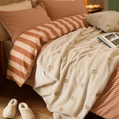 Autumn Pumpkins Embroidered Throw FURN.