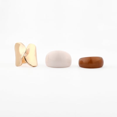Set de 3 bagues assorties ivoire, doré et marron BALABOOSTE