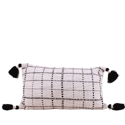 Coussin en coton tissé finition pompons 30x50cm ORNAMI