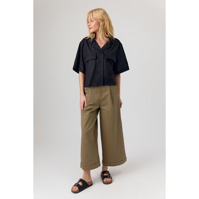 Chemise avec un col tailleur, coupe ample et manches courtes Arwenn ARTLOVE