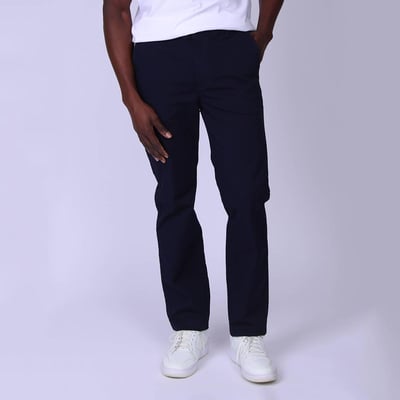 Chino coupe ajustée MISE AU GREEN