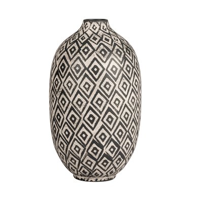 Vase     -MAYA TABLE PASSION