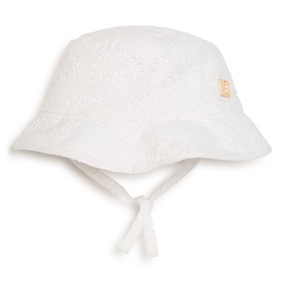 Chapeau en broderie anglaise CARREMENT BEAU