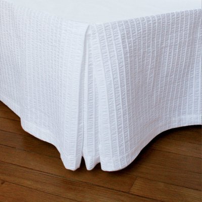 Cache-Sommier Gaufré Uni Blanc JUDY G. LIOU