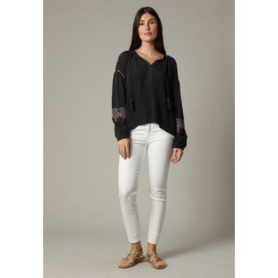 Blouse ample avec tissu gaufré, manches bouffantes et application brodée AMRIT DEELUXE