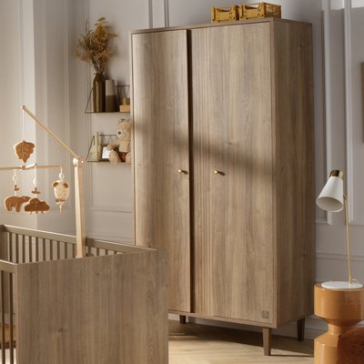 Armoire 2 portes avec détail imitation bois texturé et pieds bois SAUTHON