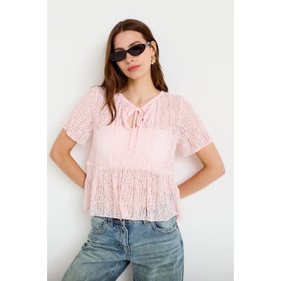 Blouse dentelle col rond manches courtes CACHE CACHE