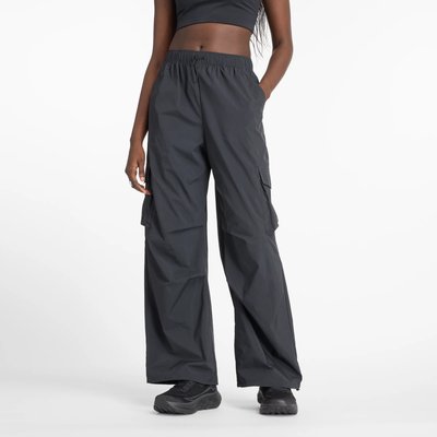 Nylon Cargo Pant Pantalon Jogging en molleton. NEW BALANCE