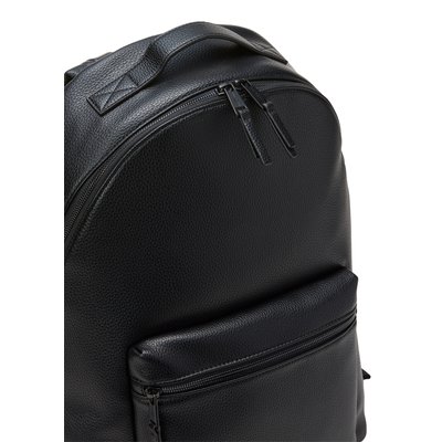 Sac à dos medium en une alternative de cuir en polyester recyclé MARC O'POLO