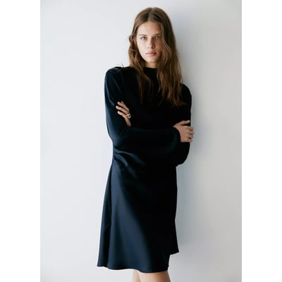 Robe satinée drapée MANGO