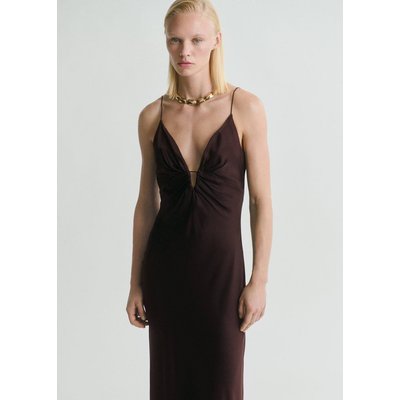Robe satinée col V MANGO