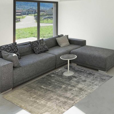 Tapis salon et chambre fait main en viscose motif simple EBERSON UN AMOUR DE TAPIS